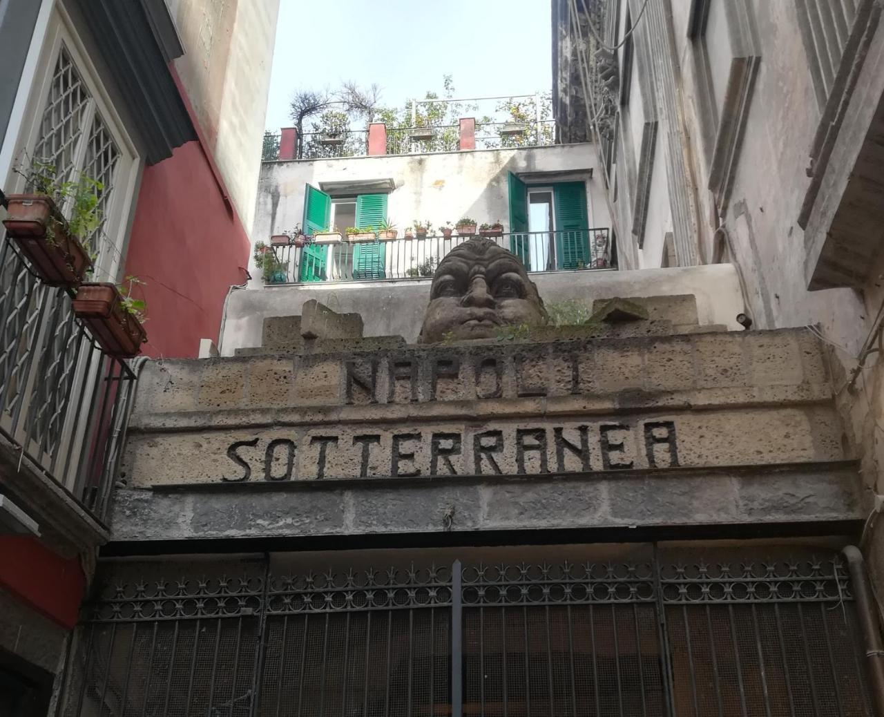 Apartament Napoesia Duomo House Neapol Zewnętrze zdjęcie