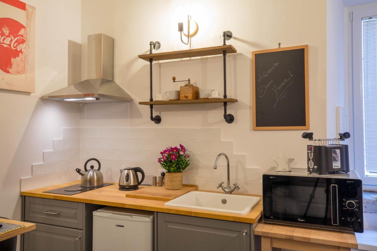 Apartament Napoesia Duomo House Neapol Zewnętrze zdjęcie